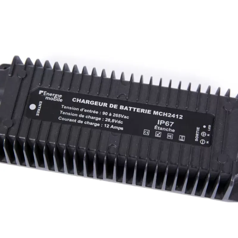 EM Chargeur 230/12V - MCH12-12 IP67*Energie Mobile Clearance