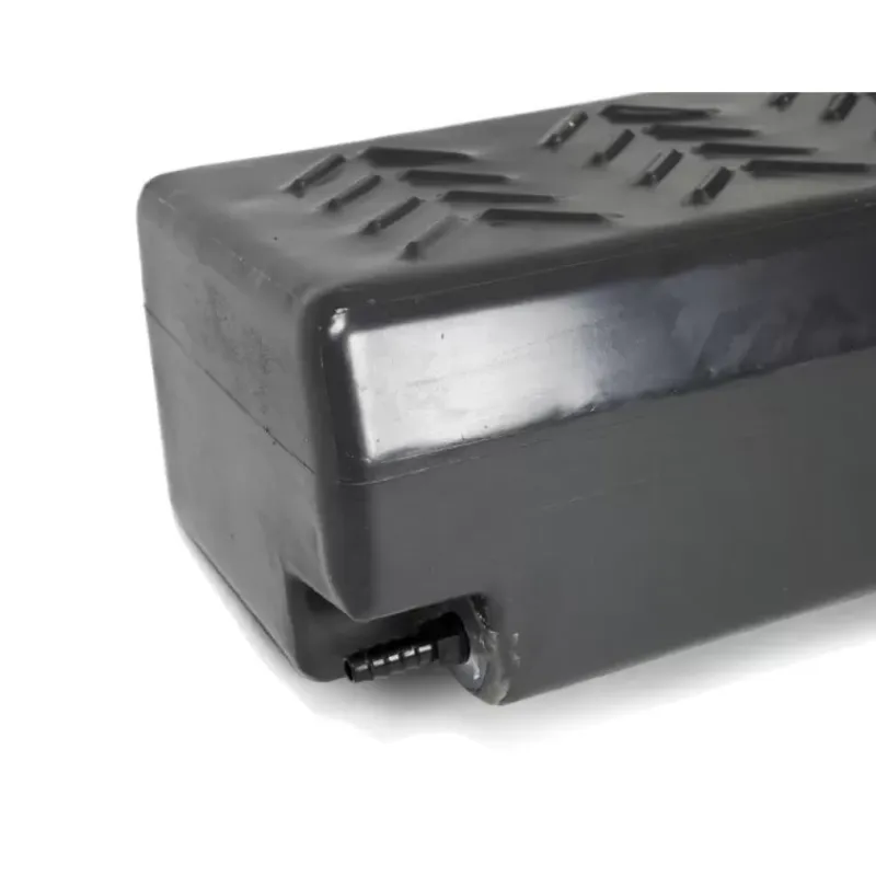 Clearance Réservoir d'eau sur plancher Accessoires Offroad, Franchisseur, Tout-Terrain Et 4X4·Rangements Et Aménagements Extérieur|Réservoir D'Eau·Réservoir Eau Usée