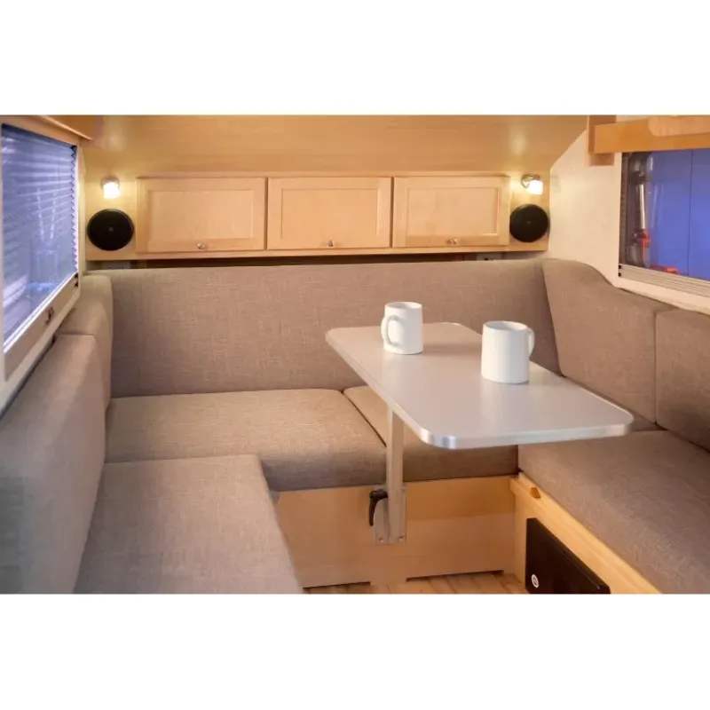 Pied de table - Black Line*Lagun Online