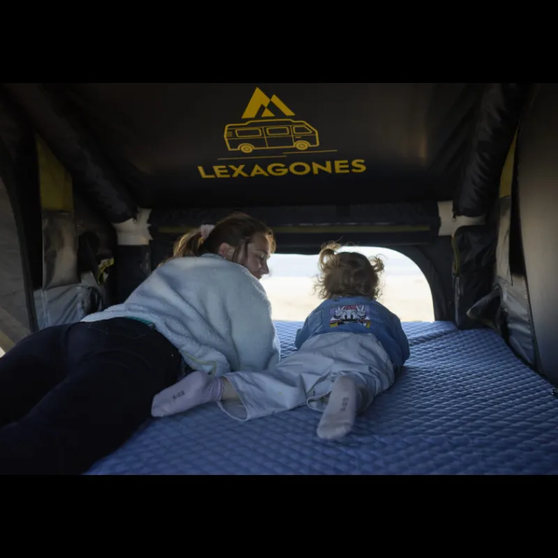 Lite Traveller*LEXAGONES