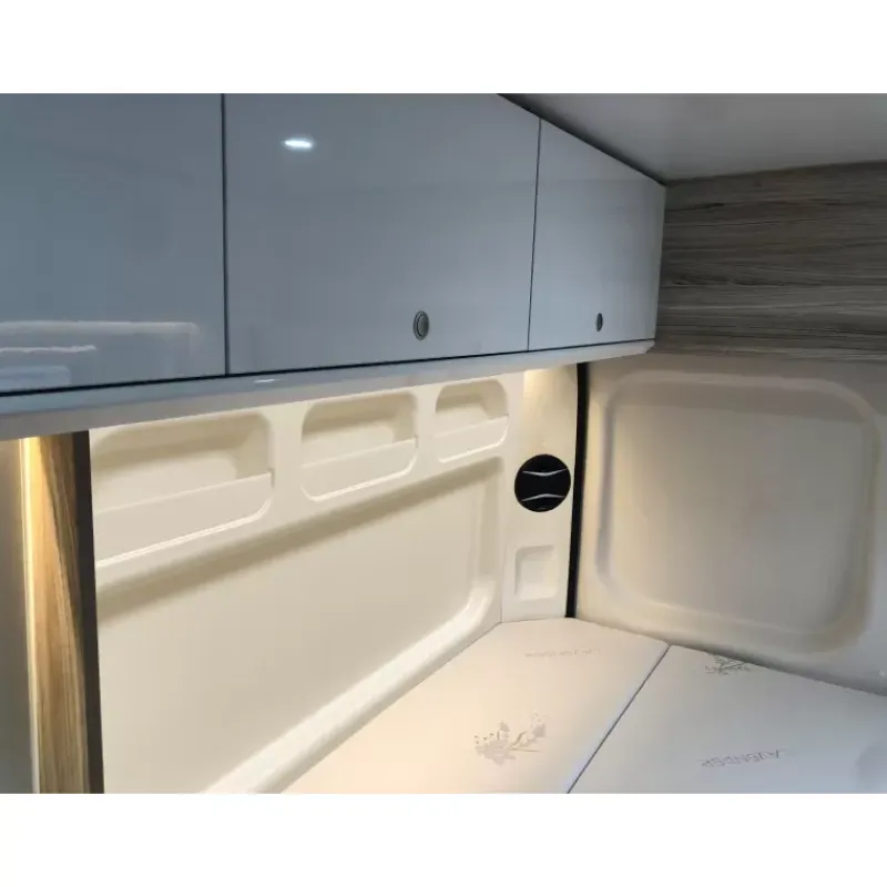 Panneau côté lit FIAT Ducato après 2006*MASIS Hot